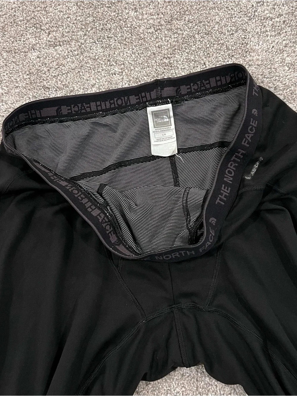 The North Face BaseLayer Pants Men’s Size Large Black Lightweight Quick Dry Snow